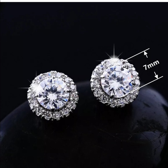 New Shine Stud 925 Silver White Sapphire earrings - Picture 2 of 8